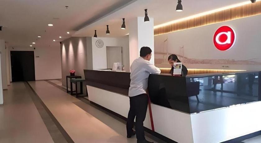 Amaris Hotel Амбон Экстерьер фото