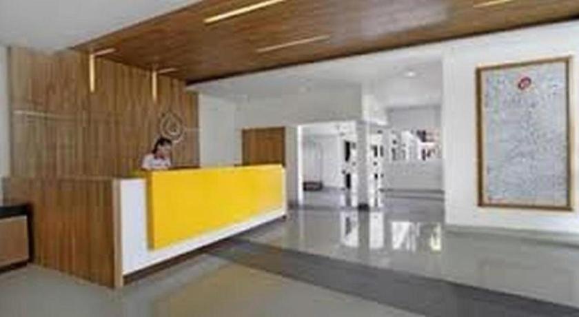 Amaris Hotel Амбон Экстерьер фото
