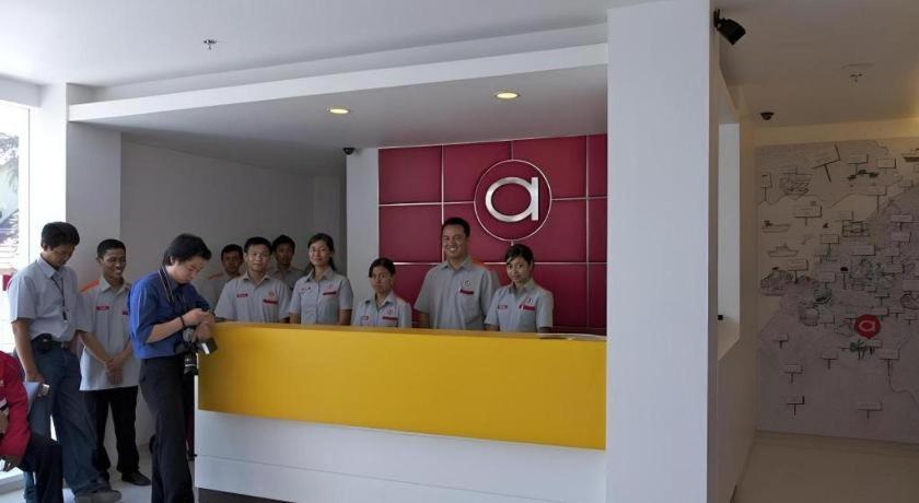 Amaris Hotel Амбон Экстерьер фото